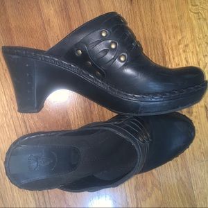 Frye Mules/Clogs Size 8